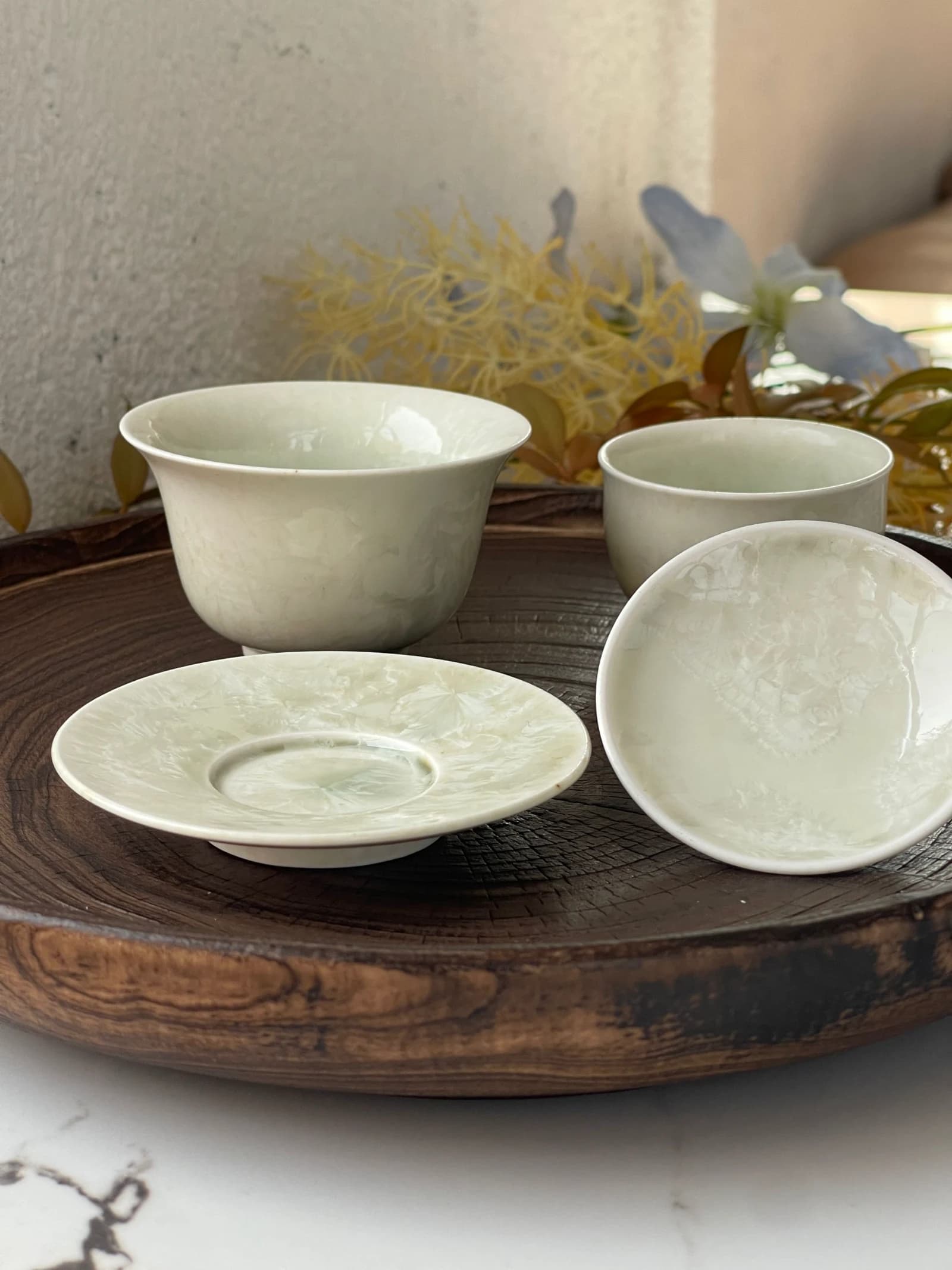 Ivory Gaiwan Tea Set detail 2